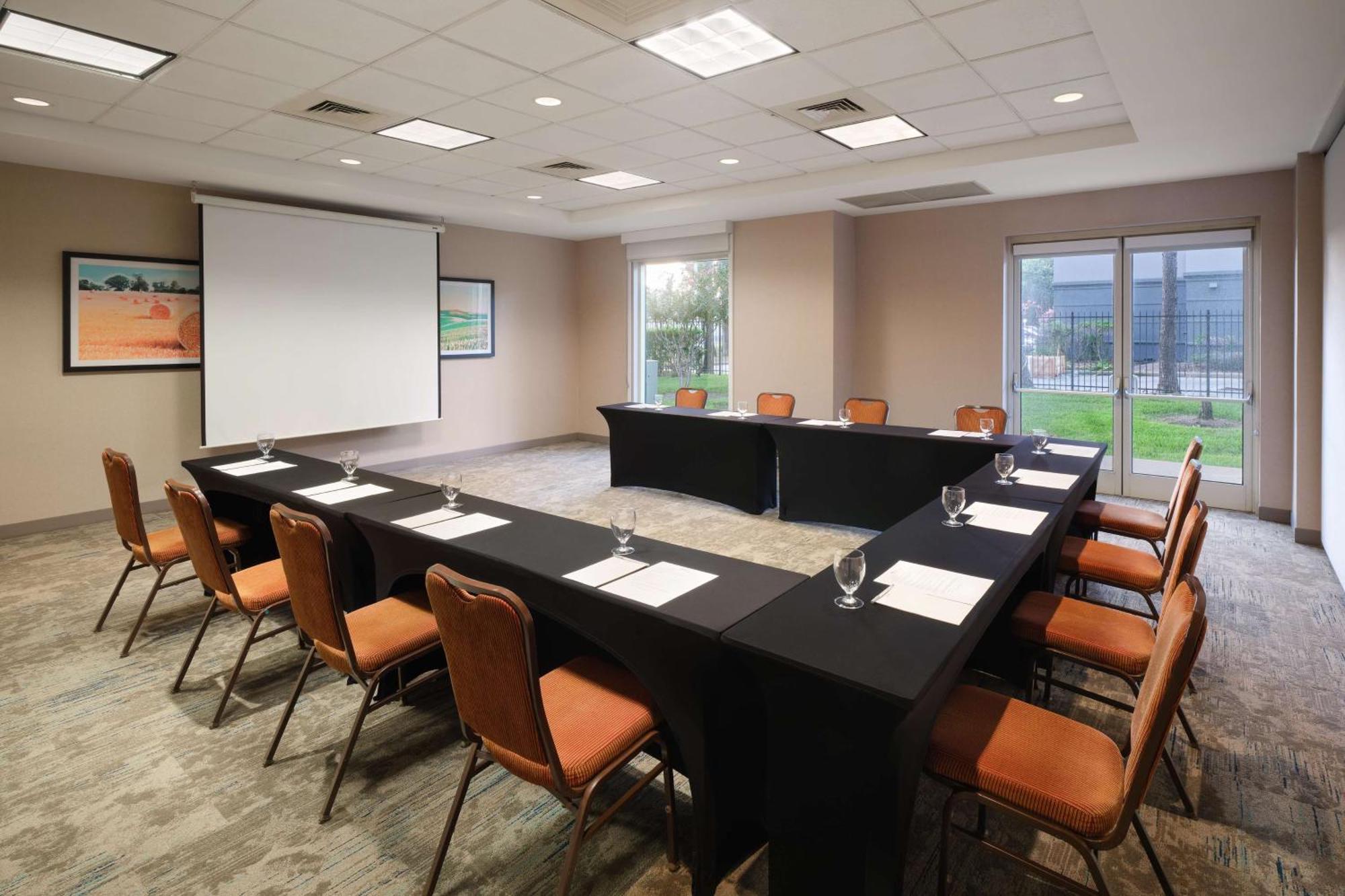 Hilton Garden Inn Houston/Bush Intercontinental Airport Buitenkant foto