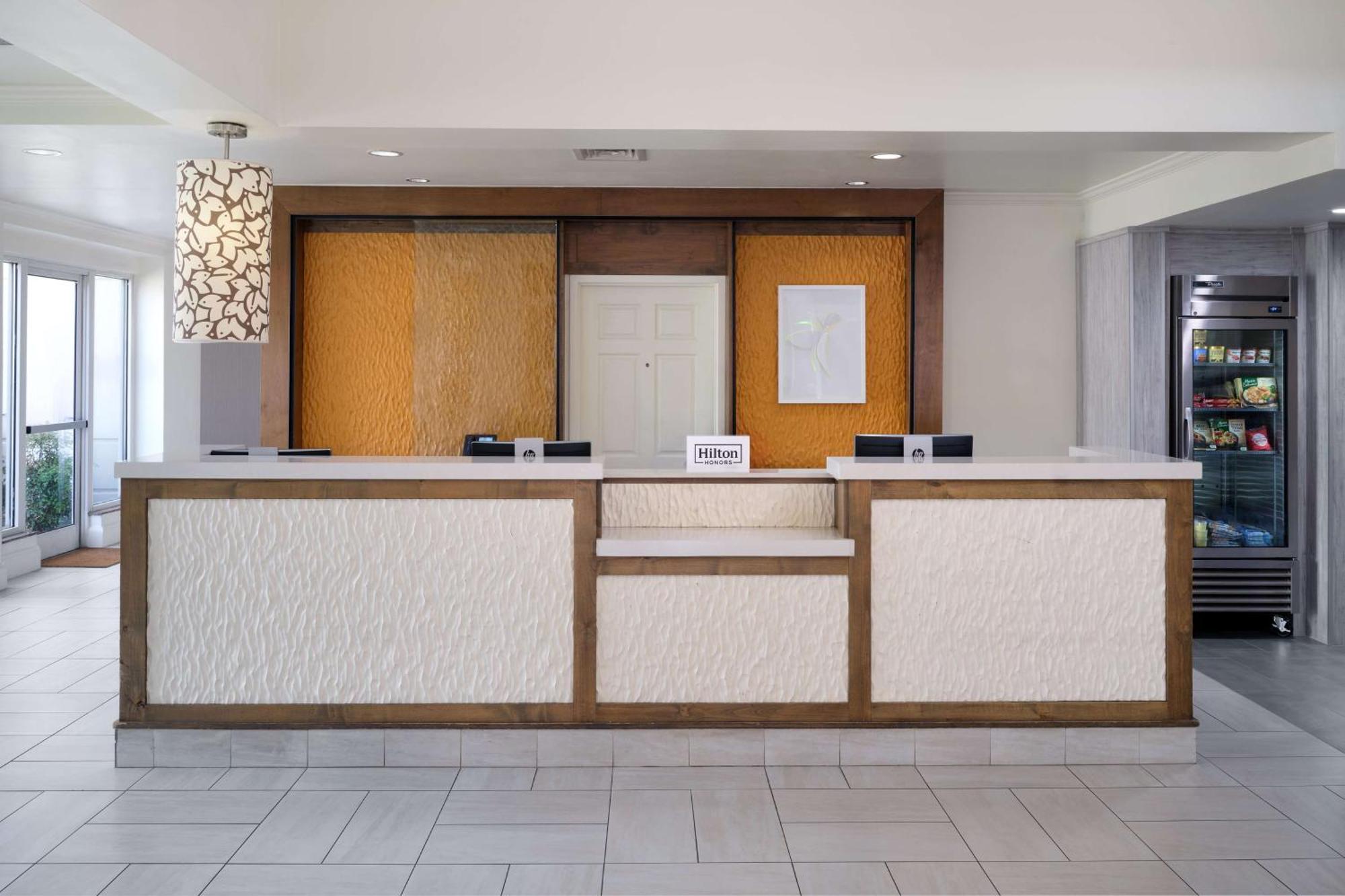 Hilton Garden Inn Houston/Bush Intercontinental Airport Buitenkant foto